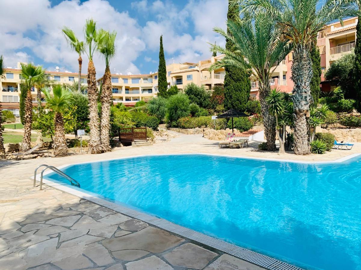 Paphos 101 Hippo Apartment In Popular Regina Gardens מראה חיצוני תמונה